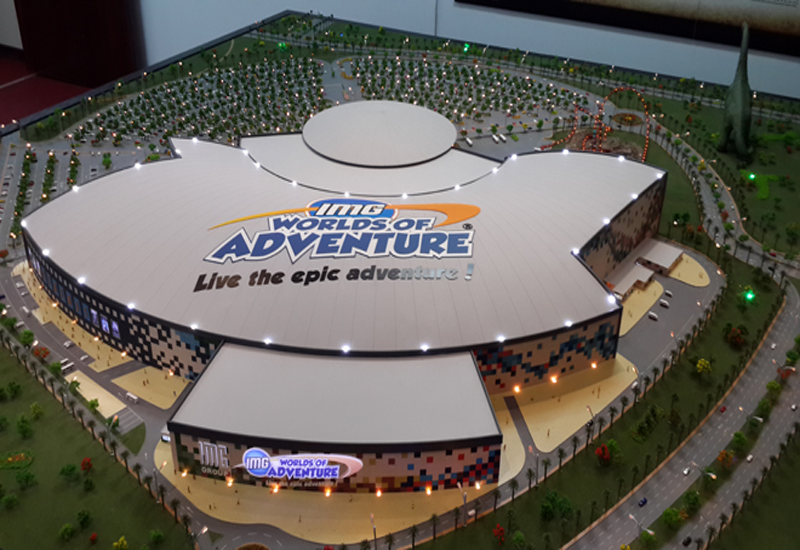 Img adventure дубай. AMG World в Дубае. Adventure World Dubai инс. Dubai's largest Indoor Theme Park. Love Park Dubai.