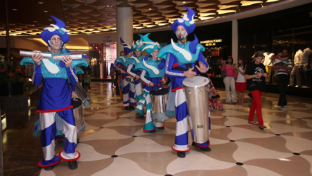 Banda Berimbau plays the Percussion Samba Show