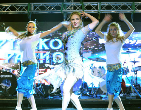 Moscow Motion performing at Atlantis