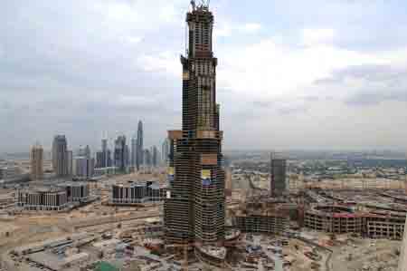 Burj Dubai - Reaching for the