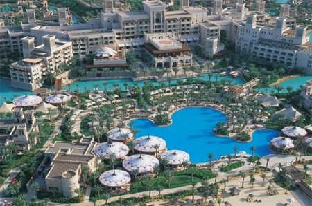 Al Qasr resort