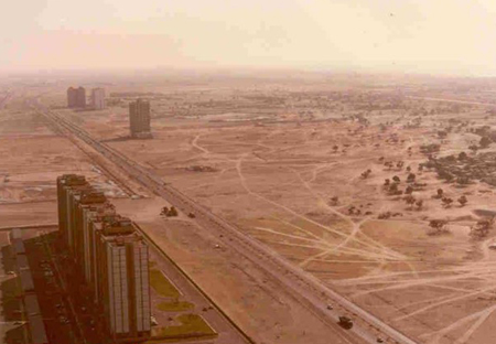 Sheikh Zayed Road in 1991