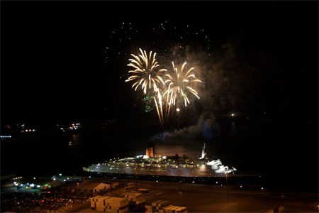 QE2 arrival in Dubai