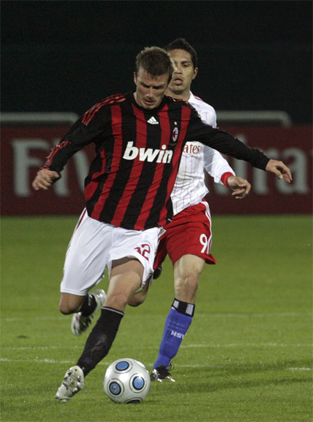 David Beckham makes his AC Milan debut in the Dubai Football Challenge at Emirates’ sporting venue, The Sevens.