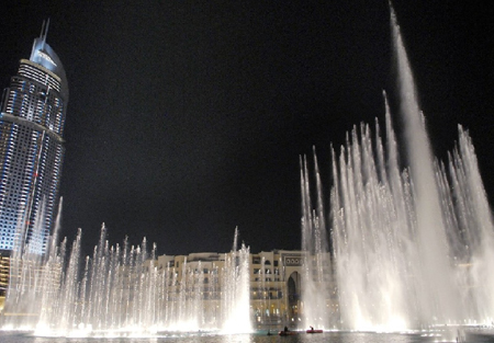 The Dubai Fountain @ Downtown Burj Dubai