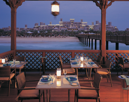 Pier Chic Restaurant srh